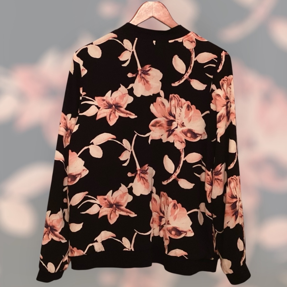 NWOT Monteau Black Floral Bomber Jacket Lightweight Zip Up Womens Size L - Picture 2 of 11